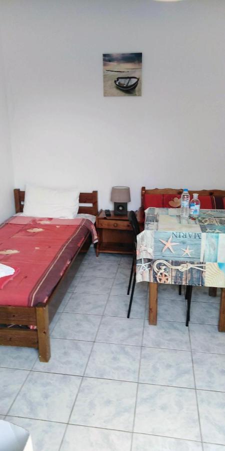 Tony'S Apartments Agios Georgios  Buitenkant foto